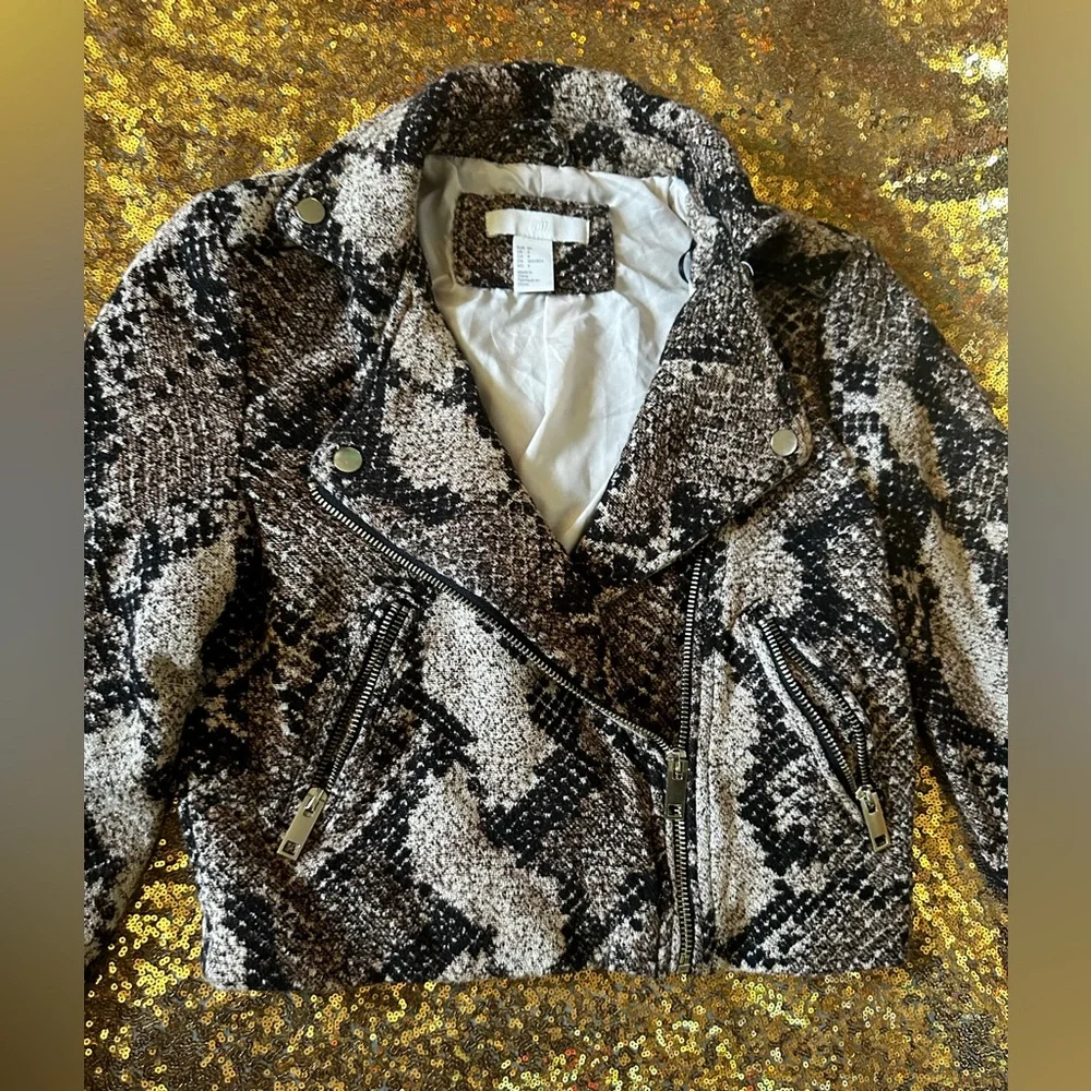 H&M Women Snake Print Jacket with Metal details Color Brown Size 4 - Picture 7 of 14